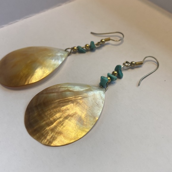 Abalone shell earrings - Picture 2 of 3